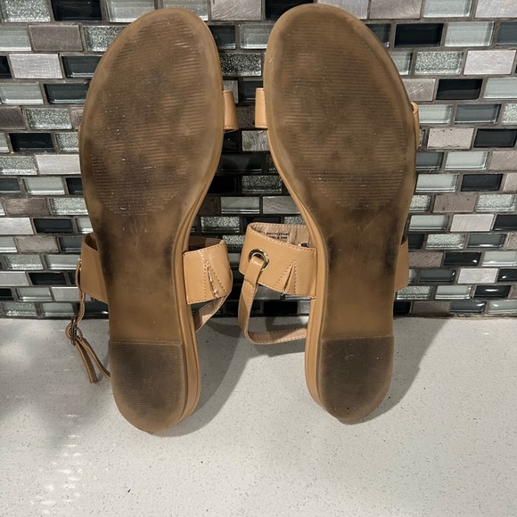 LANDS END women beige strap sandals/size 9 - Picture 8 of 10